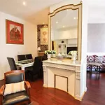 Grand appartement pour 4 personnes/ Cours Lieutaud