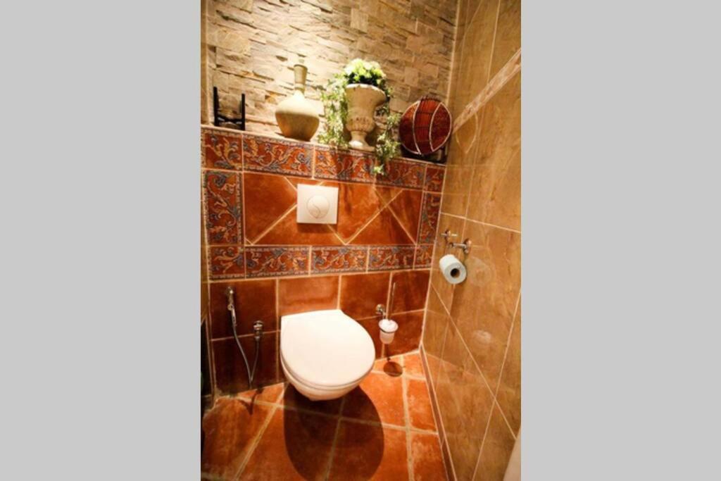 Grand Pour 4 Personnes/ Cours Lieutaud * Marseille